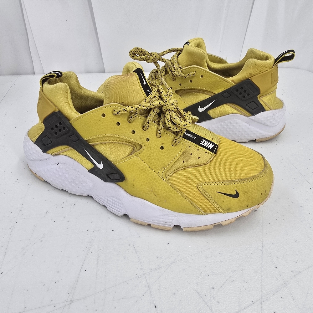 Nike Huarache Run SE‎ Bright Citron White Black Size 7Y Women 8.5 909143-700.